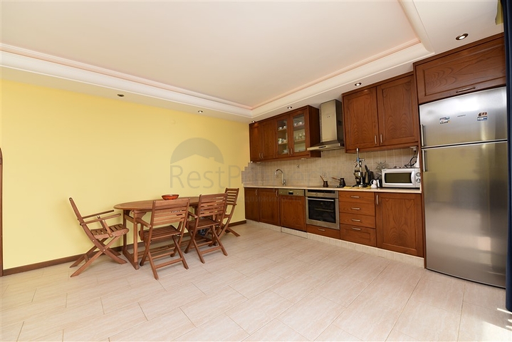 اطلالة بحر - شقة مفروشة من تصميم غرفتين وصالة - ضمن مجمع سكني - مهموتلار / الانيا 