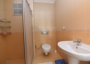 اطلالة بحر - شقة مفروشة من تصميم غرفتين وصالة - ضمن مجمع سكني - مهموتلار / الانيا 