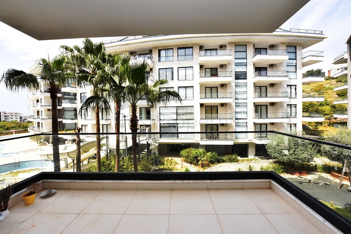 مجمع 5 نجوم - منطقة سكنية هادئة - شقة غرفة وصالة مفروشة - كاستل / الانيا 