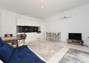 مجمع 5 نجوم - منطقة سكنية هادئة - شقة غرفة وصالة مفروشة - كاستل / الانيا 