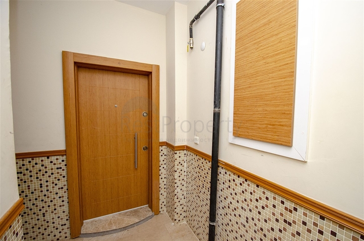 شقة 2 + 1 ضمن مجمع في كونيالتي أنطاليا