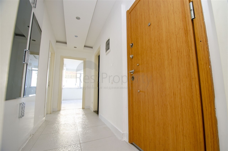 شقة 2 + 1 ضمن مجمع في كونيالتي أنطاليا