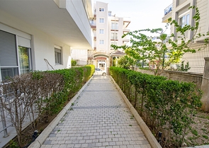 شقة 2 + 1 ضمن مجمع في كونيالتي أنطاليا