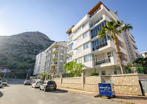 شقة 2 + 1 ضمن مجمع في كونيالتي أنطاليا