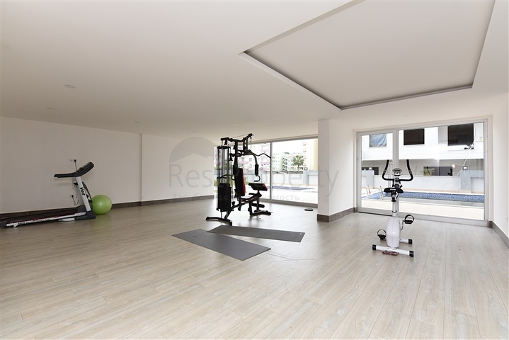 شقة 2 غرفة وصالة - مجمع سكني حديث - مهموتلار / الانيا 