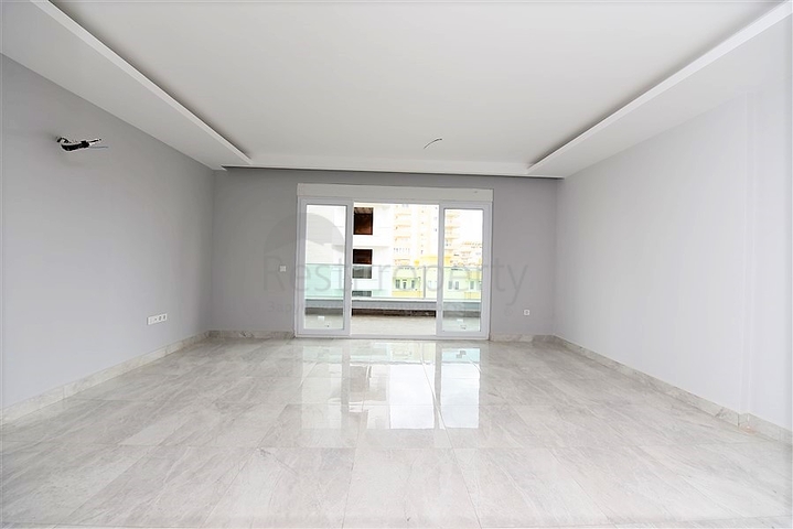 شقة 2 غرفة وصالة - مجمع سكني حديث - مهموتلار / الانيا 