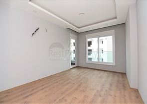 شقة 2 غرفة وصالة - مجمع سكني حديث - مهموتلار / الانيا 