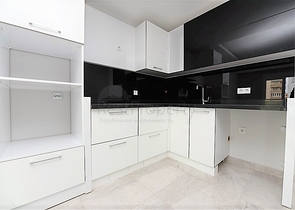 شقة 2 غرفة وصالة - مجمع سكني حديث - مهموتلار / الانيا 