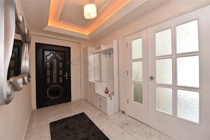 اطلالة بحر - مجمع فاخر اول صف على البحر - شقة مفروشة 2 غرفة وصالة - توسمور / الانيا 