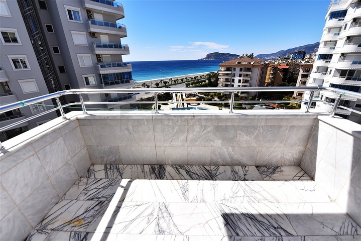 اطلالة بحر - مجمع فاخر اول صف على البحر - شقة مفروشة 2 غرفة وصالة - توسمور / الانيا 