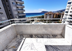 اطلالة بحر - مجمع فاخر اول صف على البحر - شقة مفروشة 2 غرفة وصالة - توسمور / الانيا 