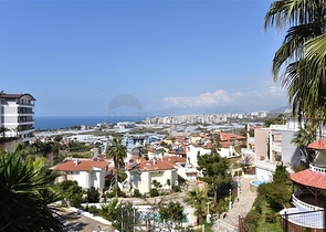 دوبلكس باطلالة بحرية مرتفعة - تصميم غرفتين وصالة - كارجي جاك / الانيا 