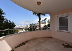 دوبلكس باطلالة بحرية مرتفعة - تصميم غرفتين وصالة - كارجي جاك / الانيا 