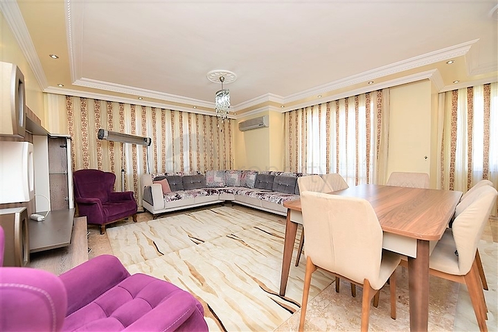 شقة عائلية - تصميم 3 غرف وصالة - مفروشة - ضمن مجمع - مهموتلا / الانيا