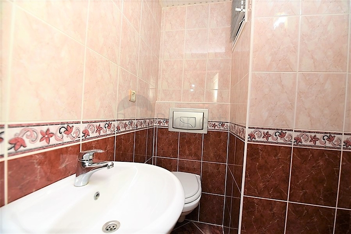 شقة عائلية - تصميم 3 غرف وصالة - مفروشة - ضمن مجمع - مهموتلا / الانيا