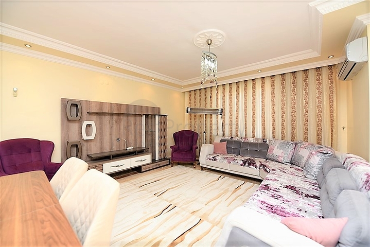 شقة عائلية - تصميم 3 غرف وصالة - مفروشة - ضمن مجمع - مهموتلا / الانيا