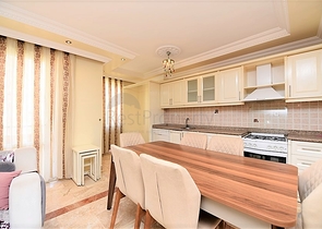 شقة عائلية - تصميم 3 غرف وصالة - مفروشة - ضمن مجمع - مهموتلا / الانيا