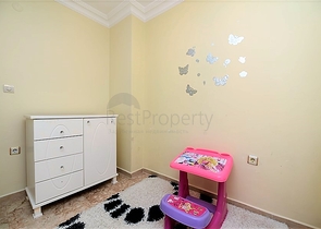 شقة عائلية - تصميم 3 غرف وصالة - مفروشة - ضمن مجمع - مهموتلا / الانيا