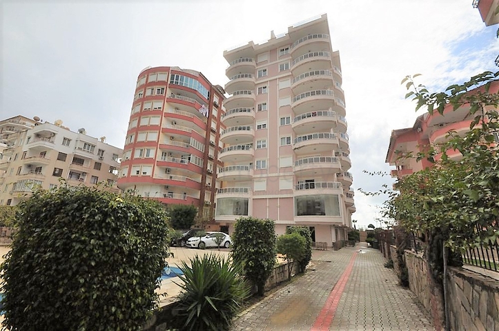 اطلالة بحر مباشرة - سعر مميز - شقة غرفتين وصالة - مهموتلار / الانيا 