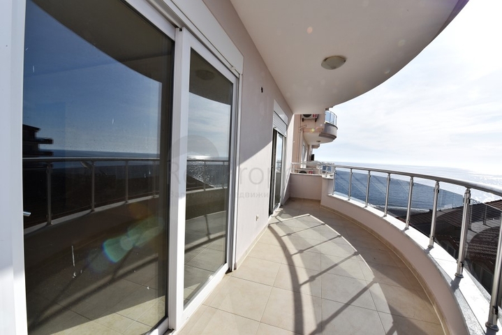 اطلالة بحر مباشرة - سعر مميز - شقة غرفتين وصالة - مهموتلار / الانيا 