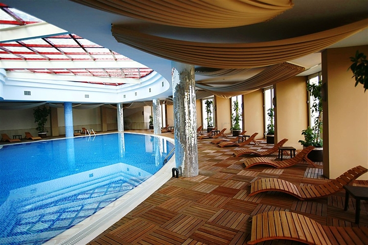 مجمع بخدمات 5 نجوم - دوبلكس فاخرة 3 غرف وصالة - اطلالة بحر -كارجي جاك / الانيا 