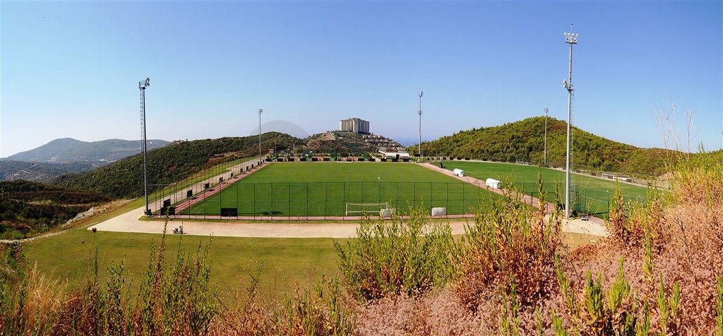 مجمع بخدمات 5 نجوم - دوبلكس فاخرة 3 غرف وصالة - اطلالة بحر -كارجي جاك / الانيا 