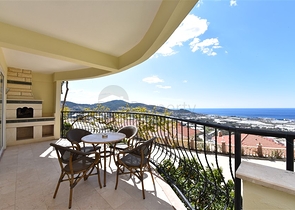 مجمع بخدمات 5 نجوم - دوبلكس فاخرة 3 غرف وصالة - اطلالة بحر -كارجي جاك / الانيا 