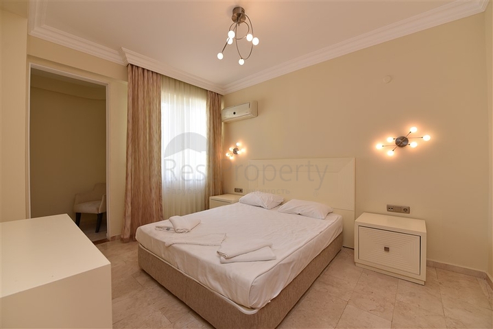 اطلالة بحر - بنتهاوس ضمن مجمع فاخر - الانيا 