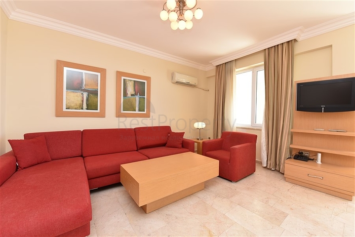 اطلالة بحر - بنتهاوس ضمن مجمع فاخر - الانيا 