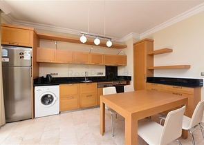 اطلالة بحر - بنتهاوس ضمن مجمع فاخر - الانيا 