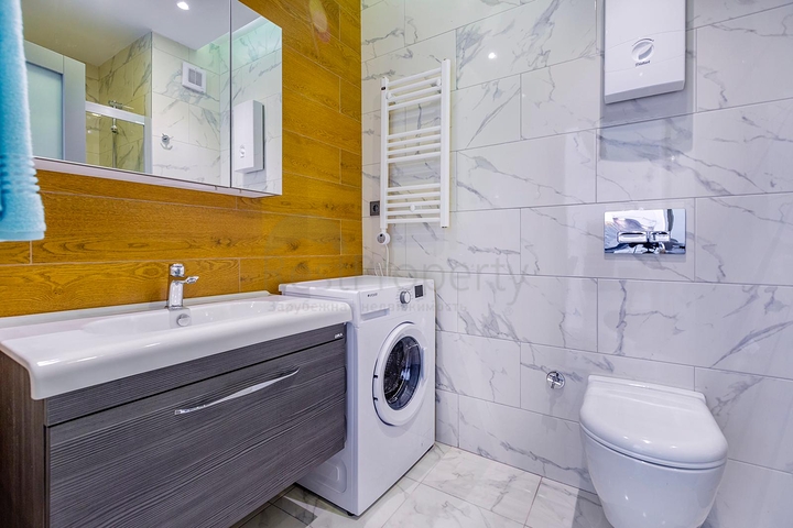 مجمع سكني فاخر - منطقة مركزية - شقة غرفة وصالة مفروشة -اوبا / الانيا