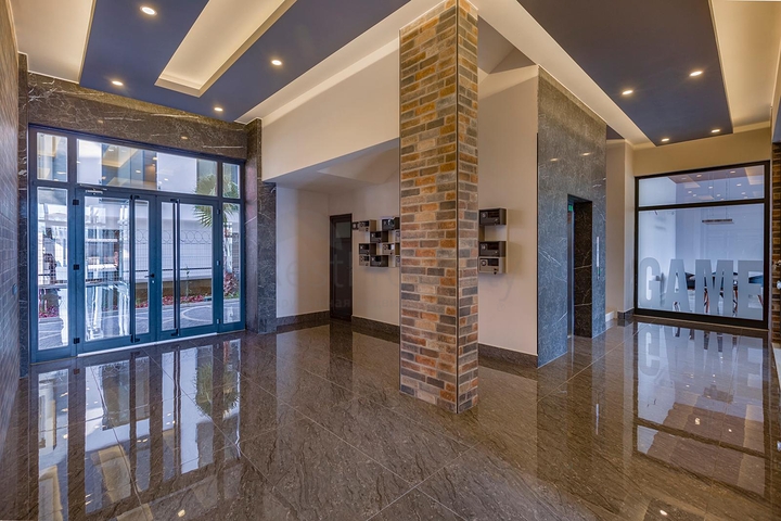 مجمع سكني فاخر - منطقة مركزية - شقة غرفة وصالة مفروشة -اوبا / الانيا