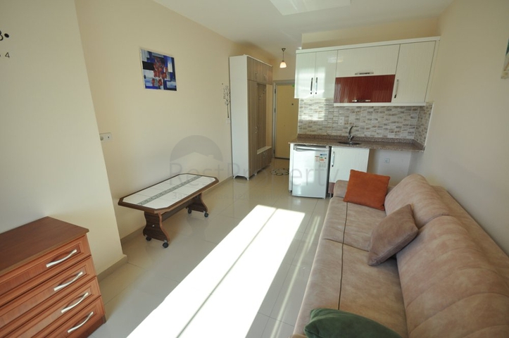 سعر اقتصادي - استديو مفروش - ضمن مجمع سكني قريب من البحر والخدمات - الانيا 