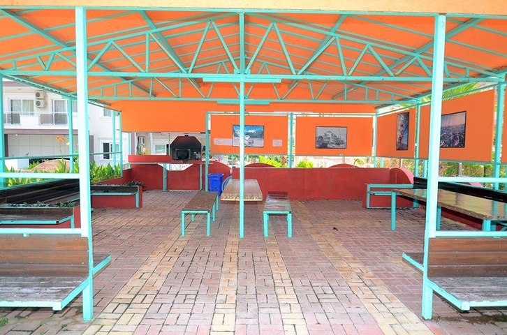 سعر اقتصادي - استديو مفروش - ضمن مجمع سكني قريب من البحر والخدمات - الانيا 