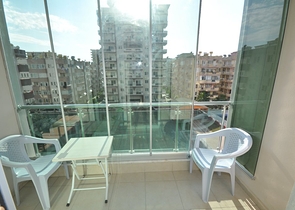 سعر اقتصادي - استديو مفروش - ضمن مجمع سكني قريب من البحر والخدمات - الانيا 