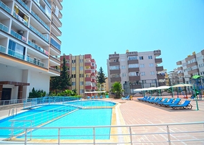 سعر اقتصادي - استديو مفروش - ضمن مجمع سكني قريب من البحر والخدمات - الانيا 