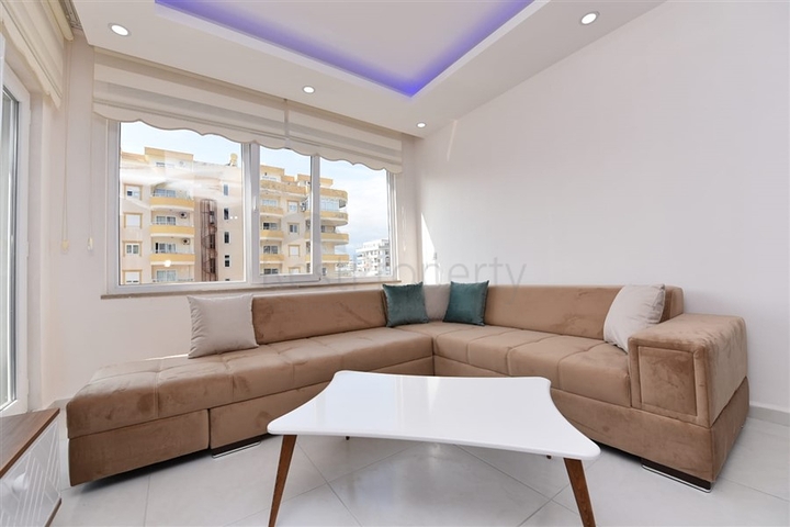 شقة غرفة وصالة - مجمع سكني حديث يضم كافة الخدمات - مهموتلار / الانيا 