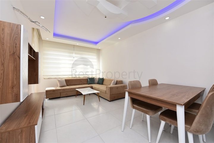 شقة غرفة وصالة - مجمع سكني حديث يضم كافة الخدمات - مهموتلار / الانيا 