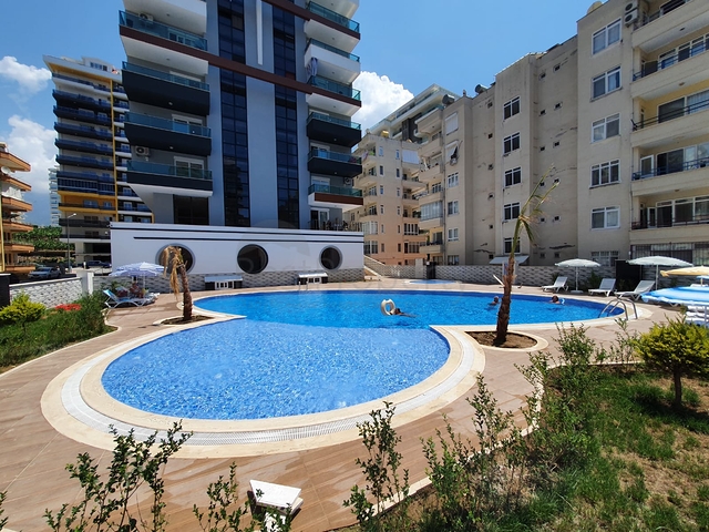 شقة غرفة وصالة - مجمع سكني حديث يضم كافة الخدمات - مهموتلار / الانيا 