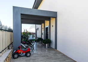 فيلا منفصلة 4 + 1 في منطقة ديشمالتي أنطاليا