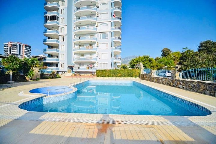 شقة مساحة 120 متر- غرفتين وصالة - بسعر مناسب - مهموتلار / الانيا