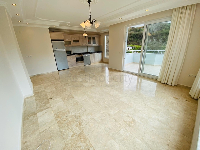 شقة مساحة 120 متر- غرفتين وصالة - بسعر مناسب - مهموتلار / الانيا