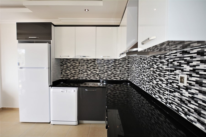 اطلالة بحر رائعة - طابق مرتفع - شقة مفروشة غرفة وصالة في مهموتلار / الانيا 