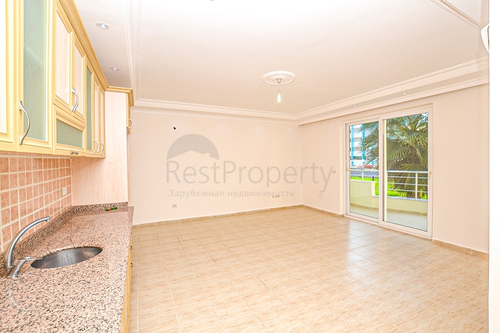 سعر مميز - قريبة من البحر - شقة مساحة 120 متر / غرفتين وصالة - مهموتلار / الانيا