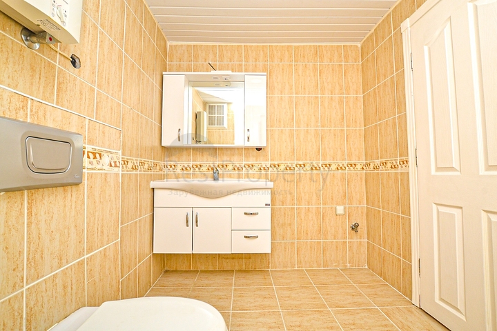 سعر مميز - قريبة من البحر - شقة مساحة 120 متر / غرفتين وصالة - مهموتلار / الانيا