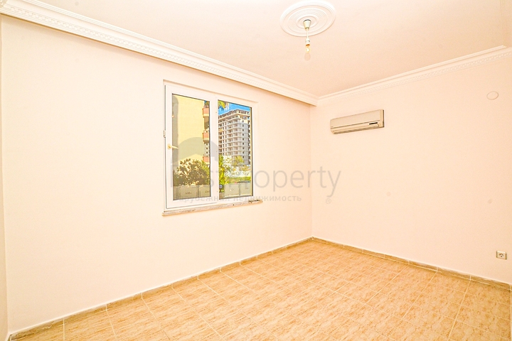 سعر مميز - قريبة من البحر - شقة مساحة 120 متر / غرفتين وصالة - مهموتلار / الانيا