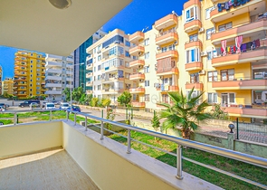 سعر مميز - قريبة من البحر - شقة مساحة 120 متر / غرفتين وصالة - مهموتلار / الانيا