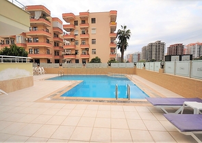 سعر مميز - قريبة من البحر - شقة مساحة 120 متر / غرفتين وصالة - مهموتلار / الانيا