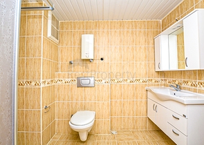 سعر مميز - قريبة من البحر - شقة مساحة 120 متر / غرفتين وصالة - مهموتلار / الانيا