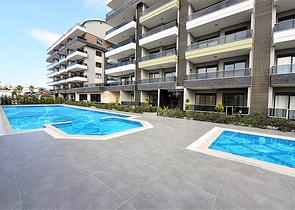 مجمع سكني حديث فاخر - قريب من البحر - شقة 1+1 مفروشة - في كارجي جاك / الانيا 